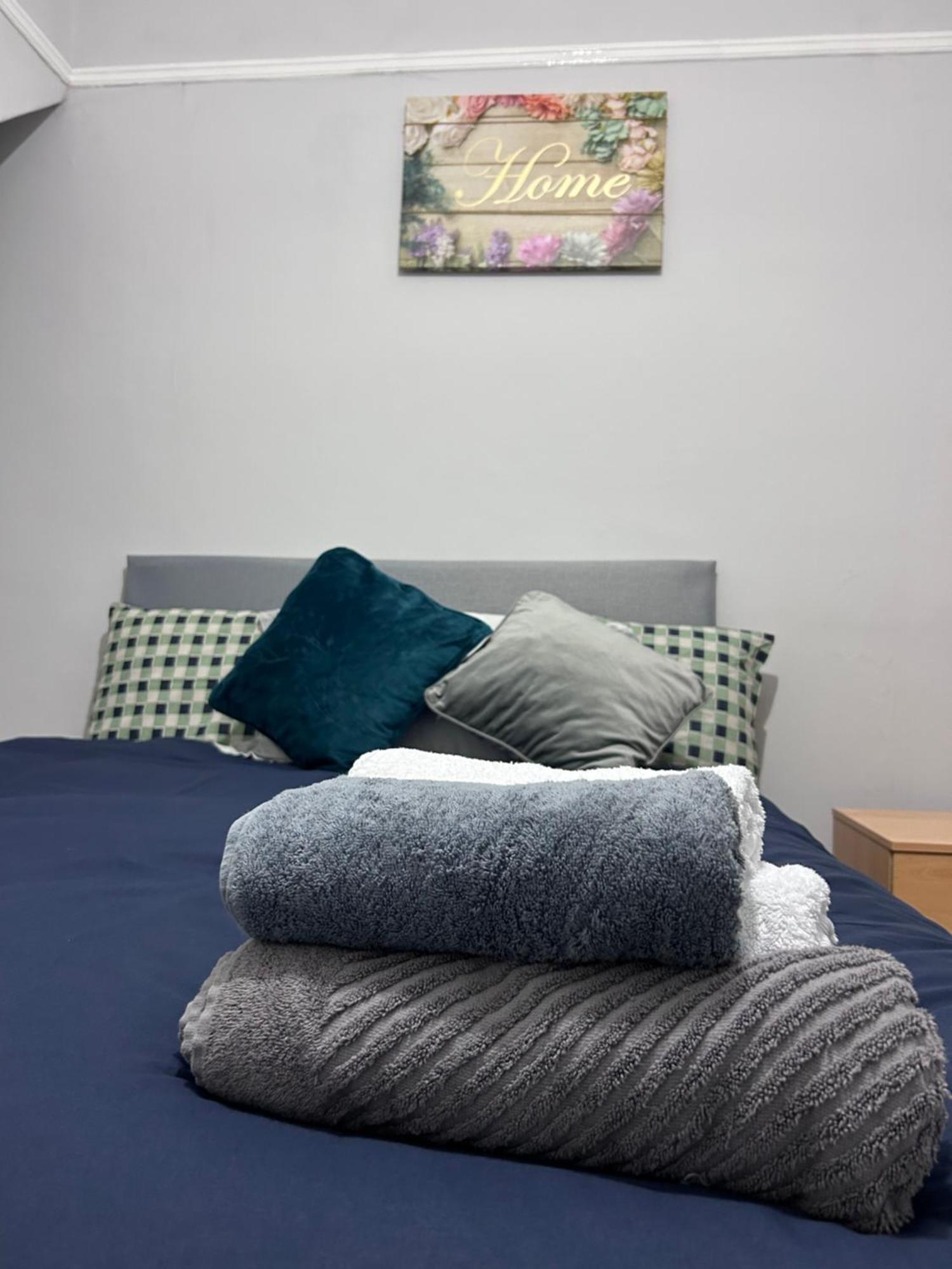 Urban Oasis:Perfect Stay In City Edinburgh Bilik gambar